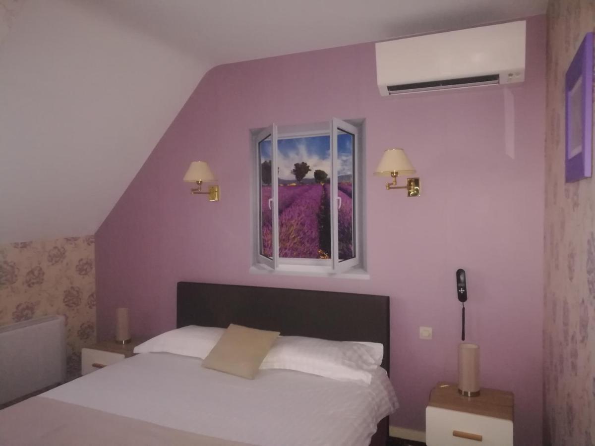 Contact Hotel Du Relais Thouars Exteriér fotografie
