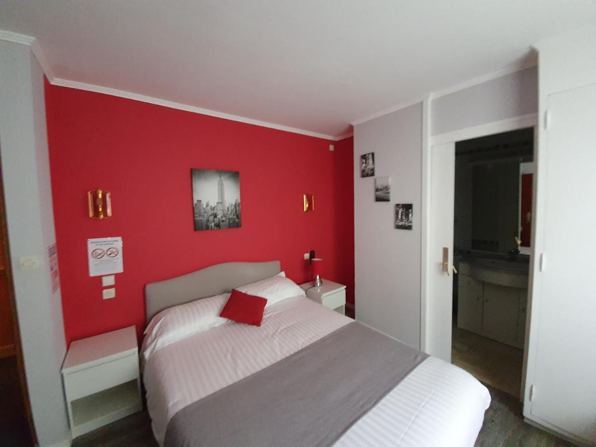 Contact Hotel Du Relais Thouars Exteriér fotografie
